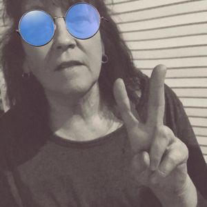 Meet your Posher, Connie